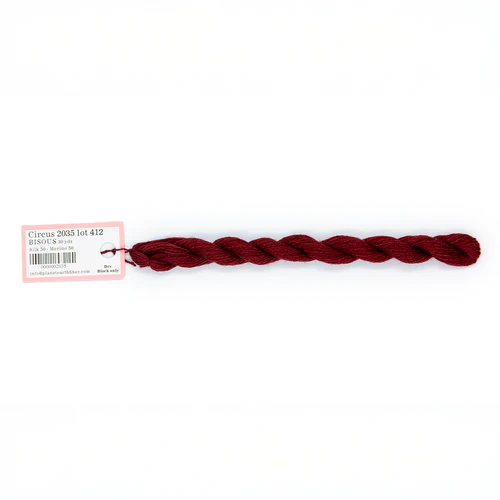 Tilli Tomas | Bisous | 2035 Circus | Thread