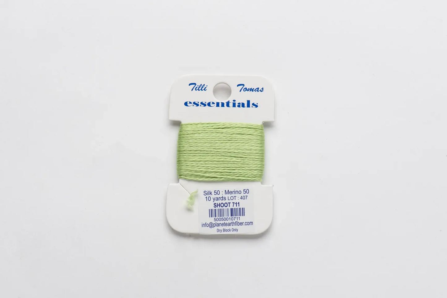 Tilli Tomas | Essentials Cards | 711 Shoot | Thread