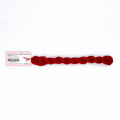 Tilli Tomas | Bisous | 2031 Ring of Fire | Thread