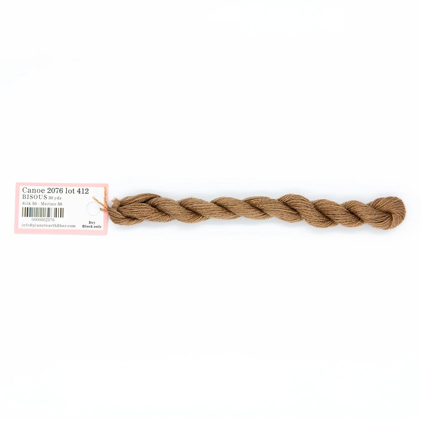 Tilli Tomas | Bisous | 2076 Canoe | Thread