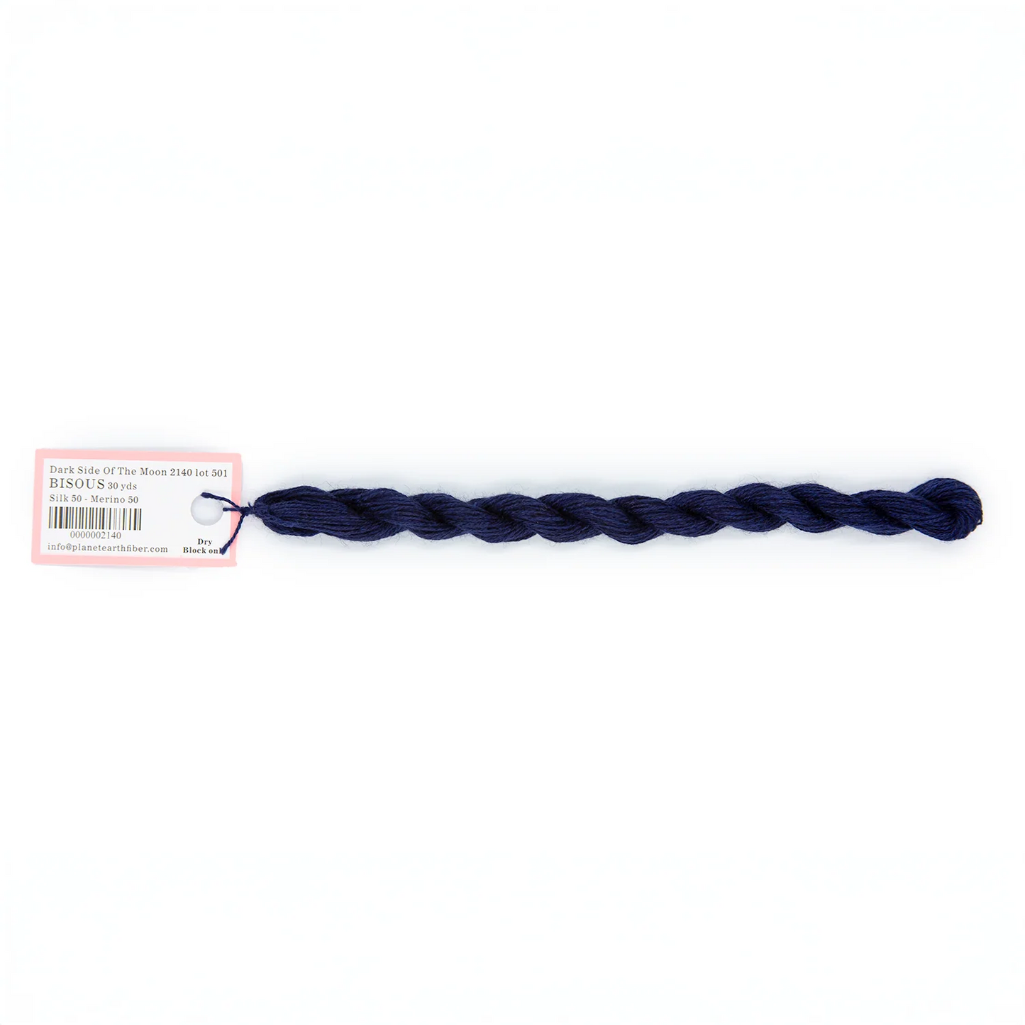 Tilli Tomas | Bisous | 2140 Dark Side of the Moon | Thread