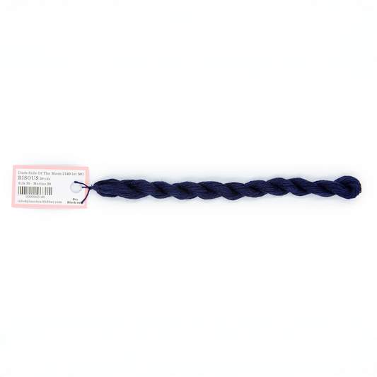 Tilli Tomas | Bisous | 2140 Dark Side of the Moon | Thread