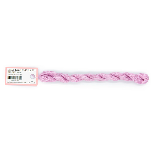 Tilli Tomas | Bisous | 2160 Zippty De Hey | Thread