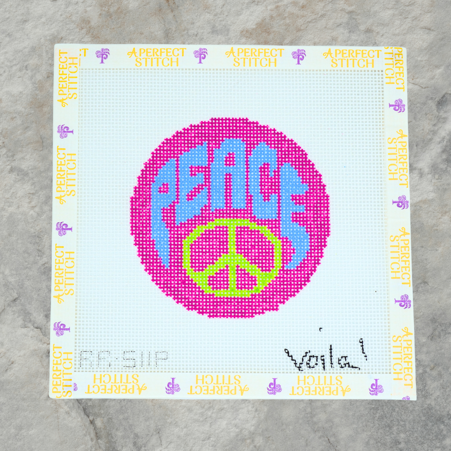 Voila | RR-511P Peace Round Ornament | Canvas