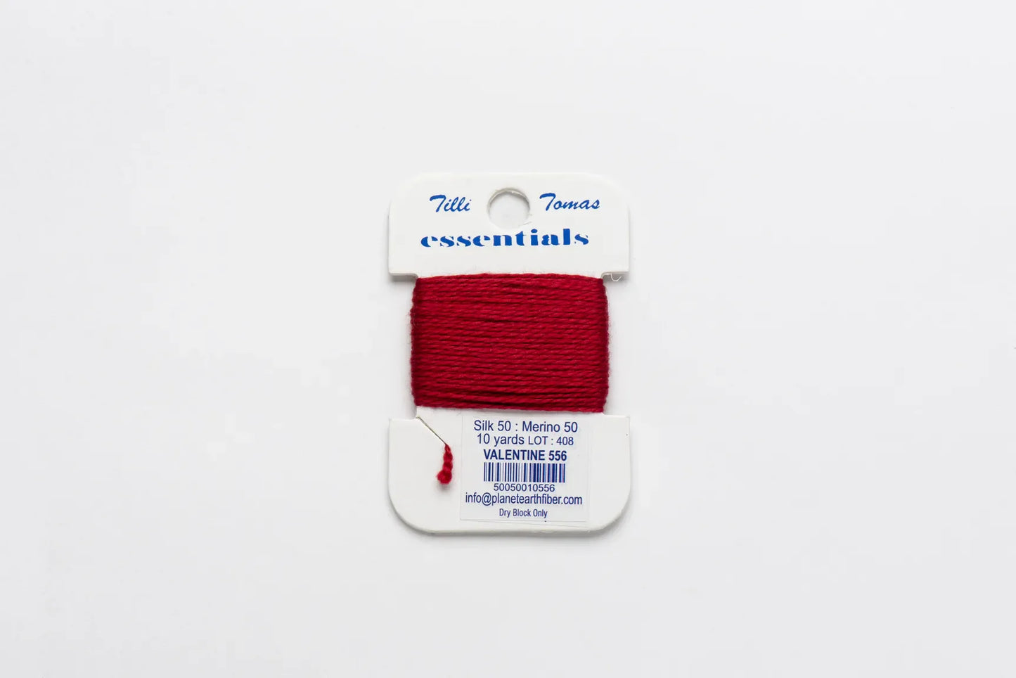 Tilli Tomas | Essentials Cards | 556 Valentine | Thread