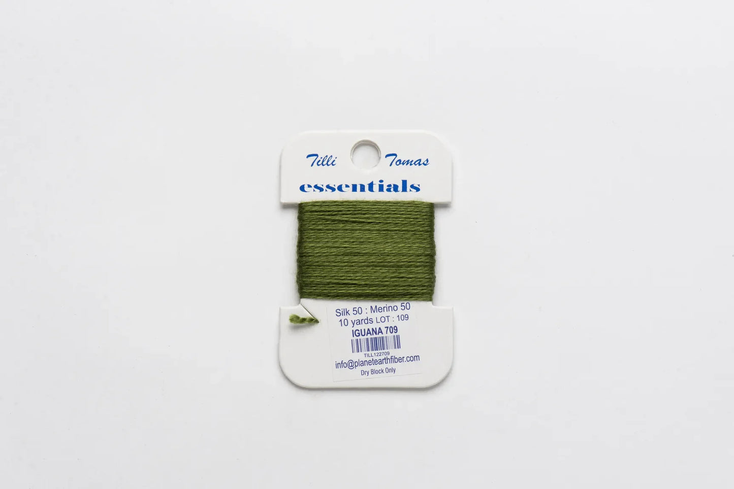 Tilli Tomas | Essentials Cards | 709 Iquana | Thread