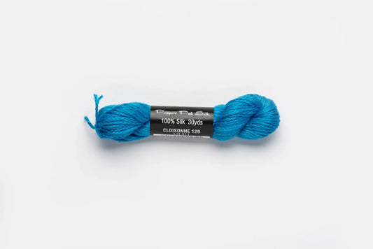 Tilli Tomas | Pepper Pot Silk | 129 Cloisonne | Thread