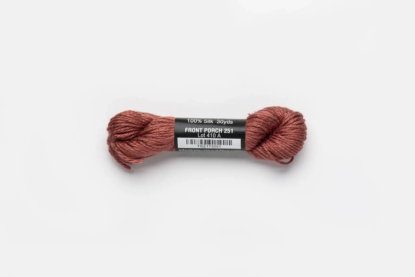 Tilli Tomas | Pepper Pot Silk | 251 Front Porch | Thread