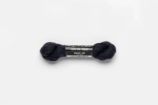 Tilli Tomas | Pepper Pot Silk | 189 Magic | Thread