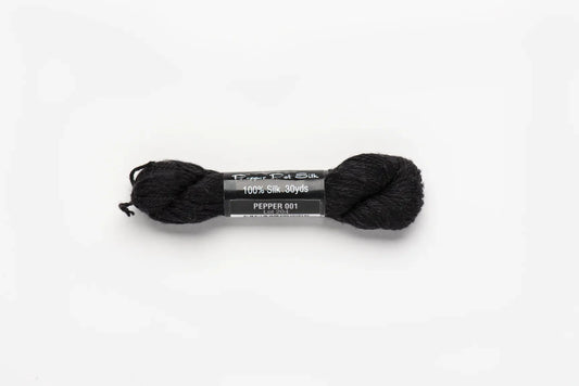 Tilli Tomas | Pepper Pot Silk | 001 Pepper | Thread
