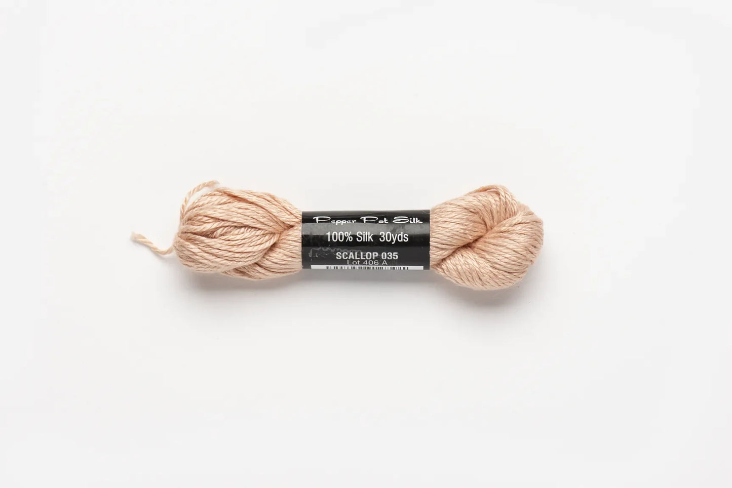Tilli Tomas | Pepper Pot Silk | 035 Scallop | Thread